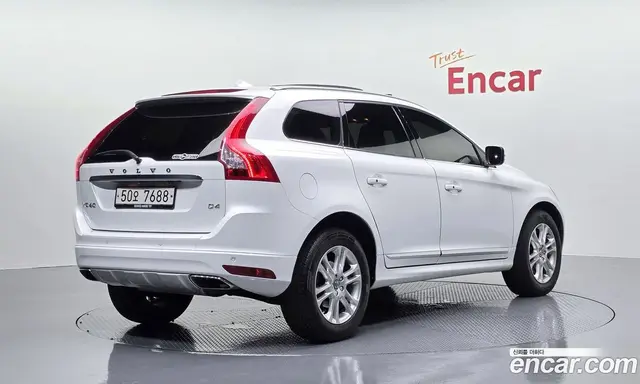 Volvo XC60 2015 2.0 автомат (гидро), миниатюра 2