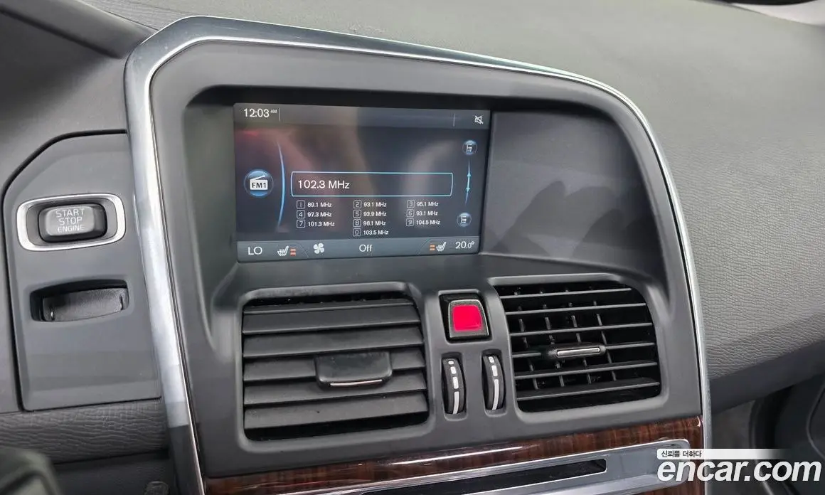 Volvo XC60 2015 2.0 автомат (гидро), фото 14