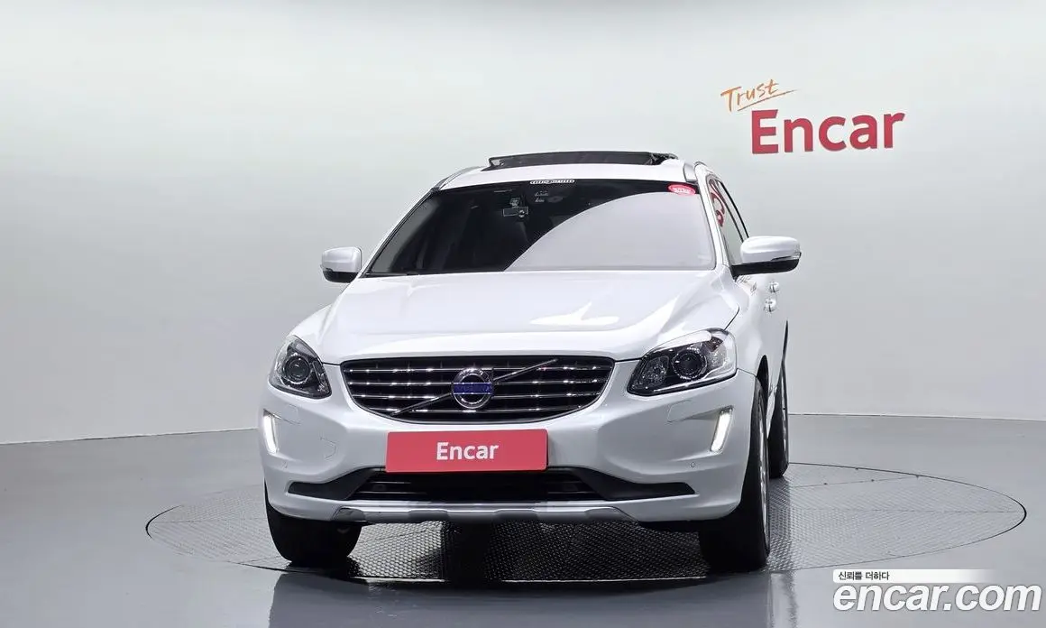 Volvo XC60 2015 2.0 автомат (гидро), фото 3