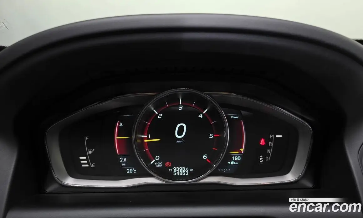 Volvo XC60 2015 2.0 автомат (гидро), фото 8