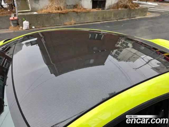Aston Martin Vantage 2018 4.0 автомат (гидро), миниатюра 8