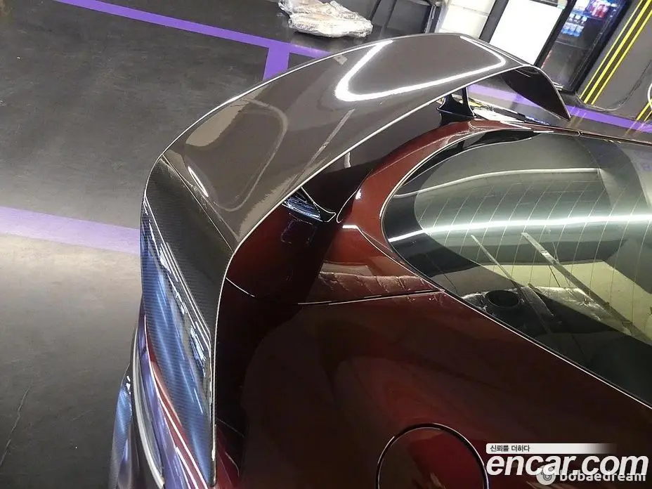 Aston Martin Vantage 2023 5.2 автомат (гидро), фото 17