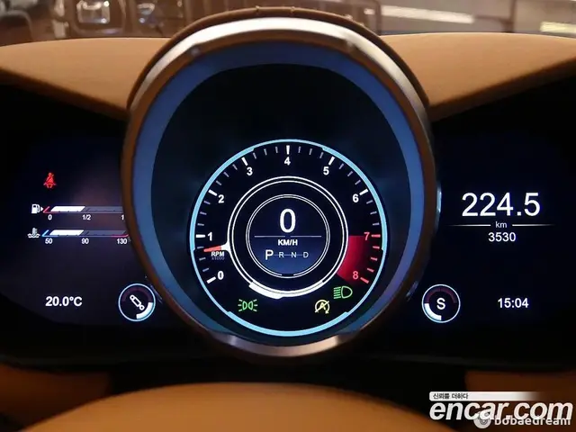 Aston Martin Vantage 2023 5.2 автомат (гидро), миниатюра 6