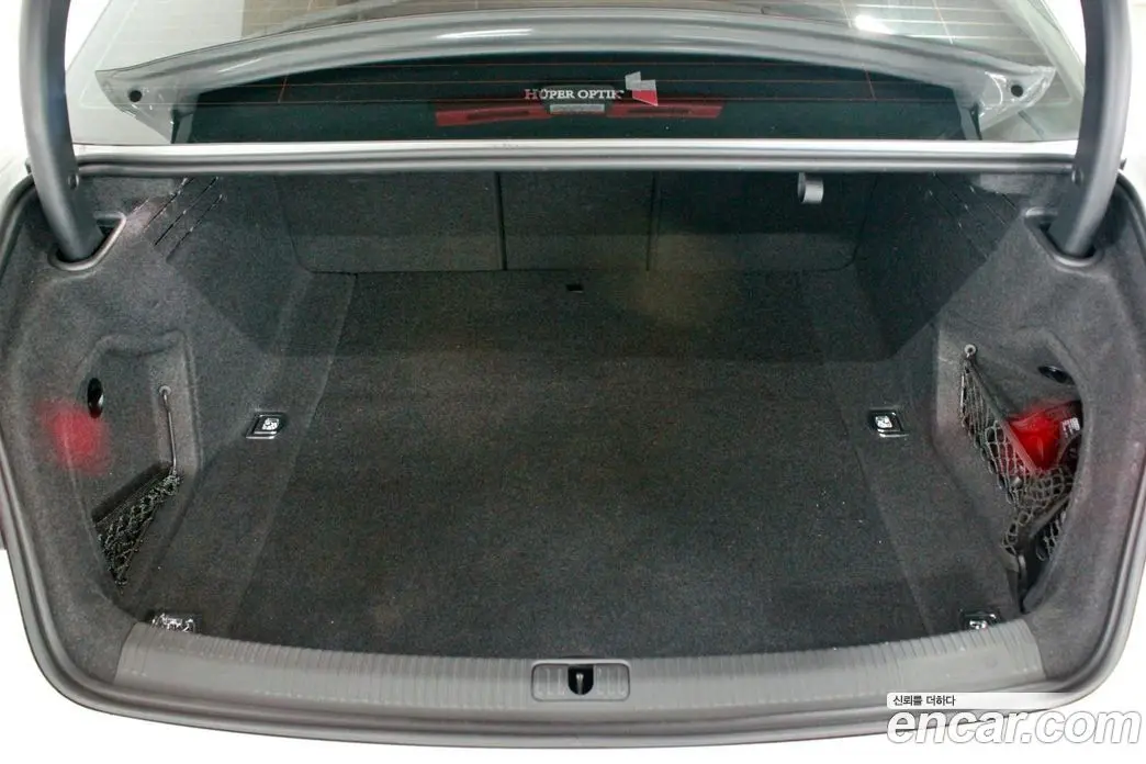 Audi A4 2022 2.0 автомат (гидро), фото 19
