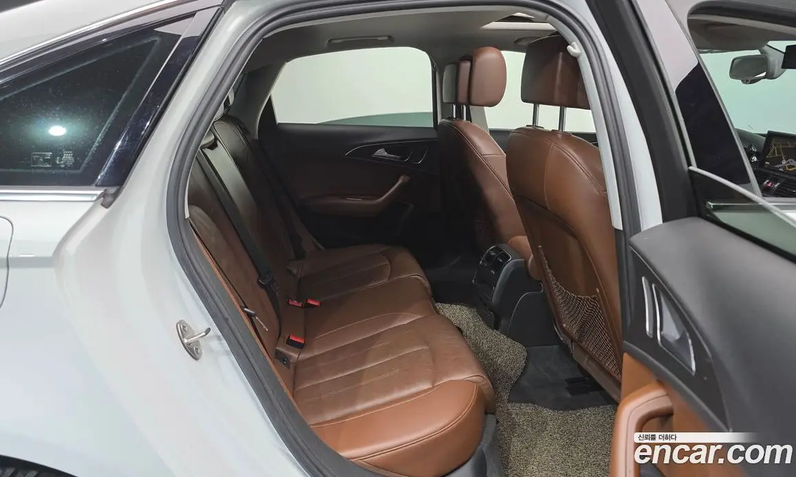 Audi A6 2016 2.0 автомат (гидро), фото 11