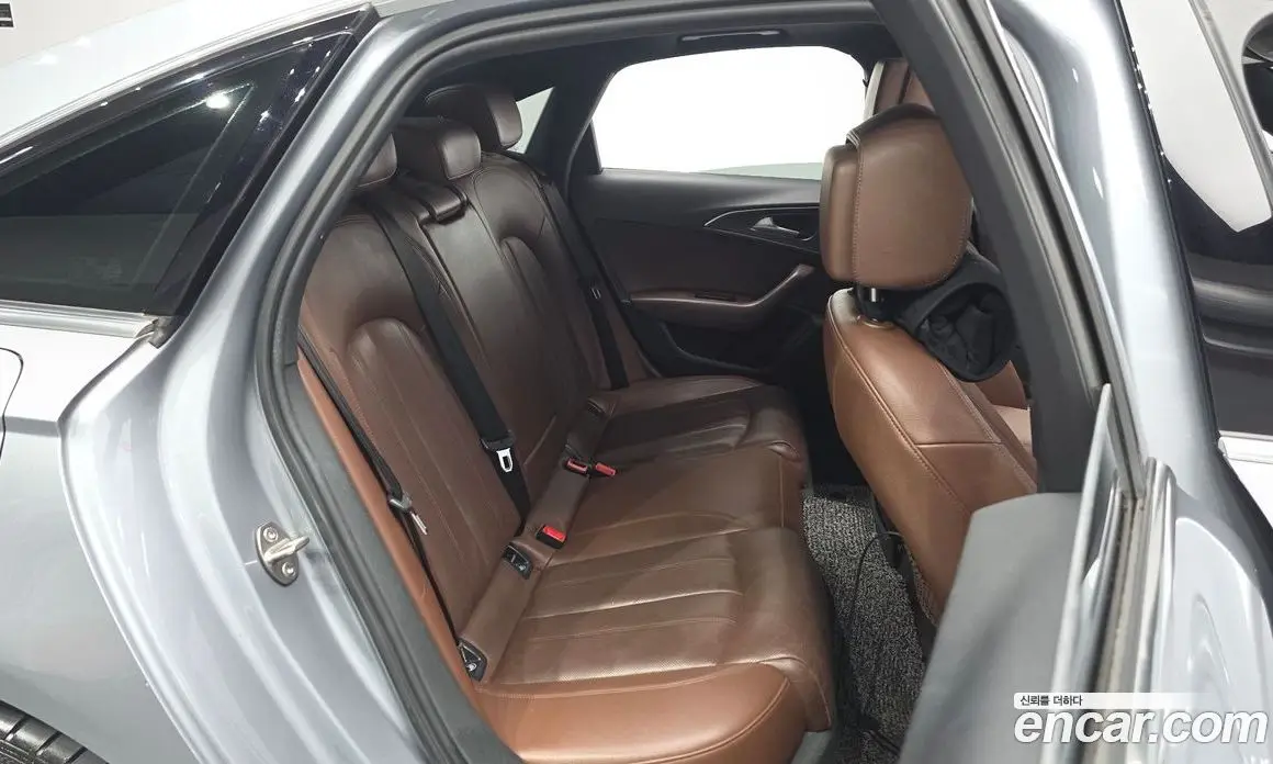 Audi A6 2018 2.0 автомат (гидро), фото 11