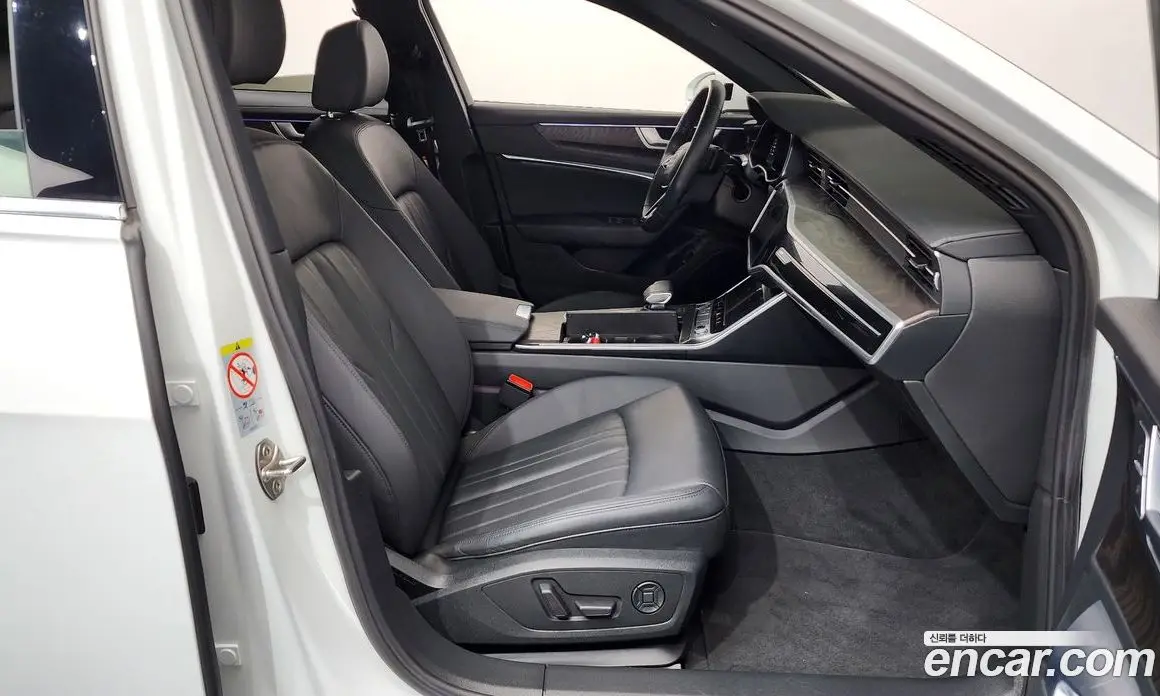 Audi A6 2020 2.0 автомат (гидро), фото 16