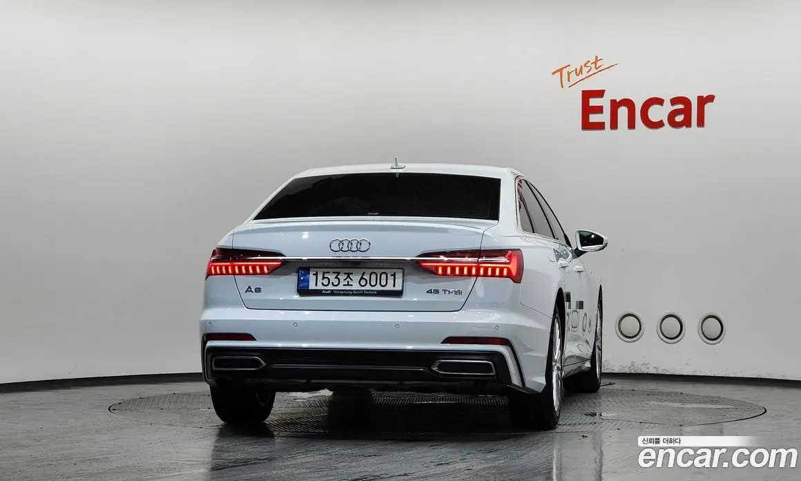 Audi A6 2020 2.0 автомат (гидро), фото 4