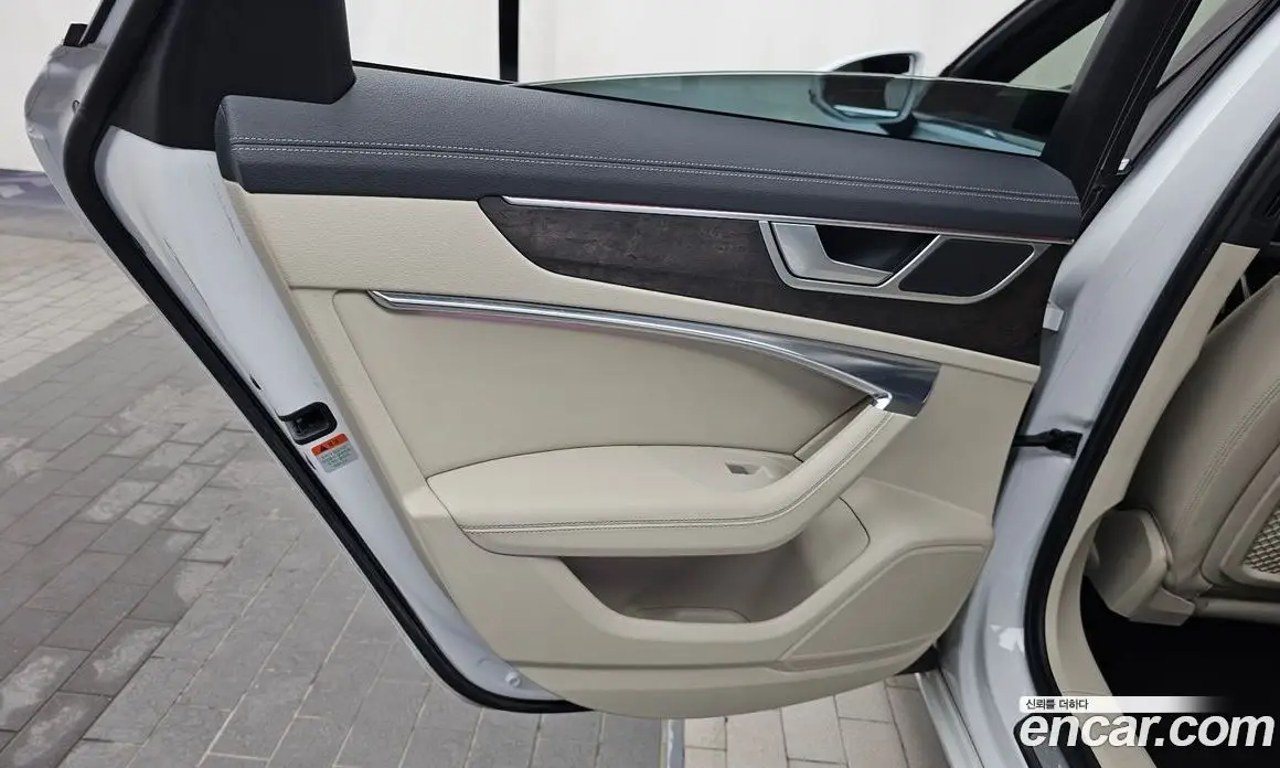 Audi A6 2020 3.0 автомат (гидро), фото 15