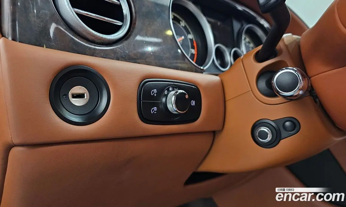 Bentley Flying Spur 2013 6.0 автомат (гидро), фото 18