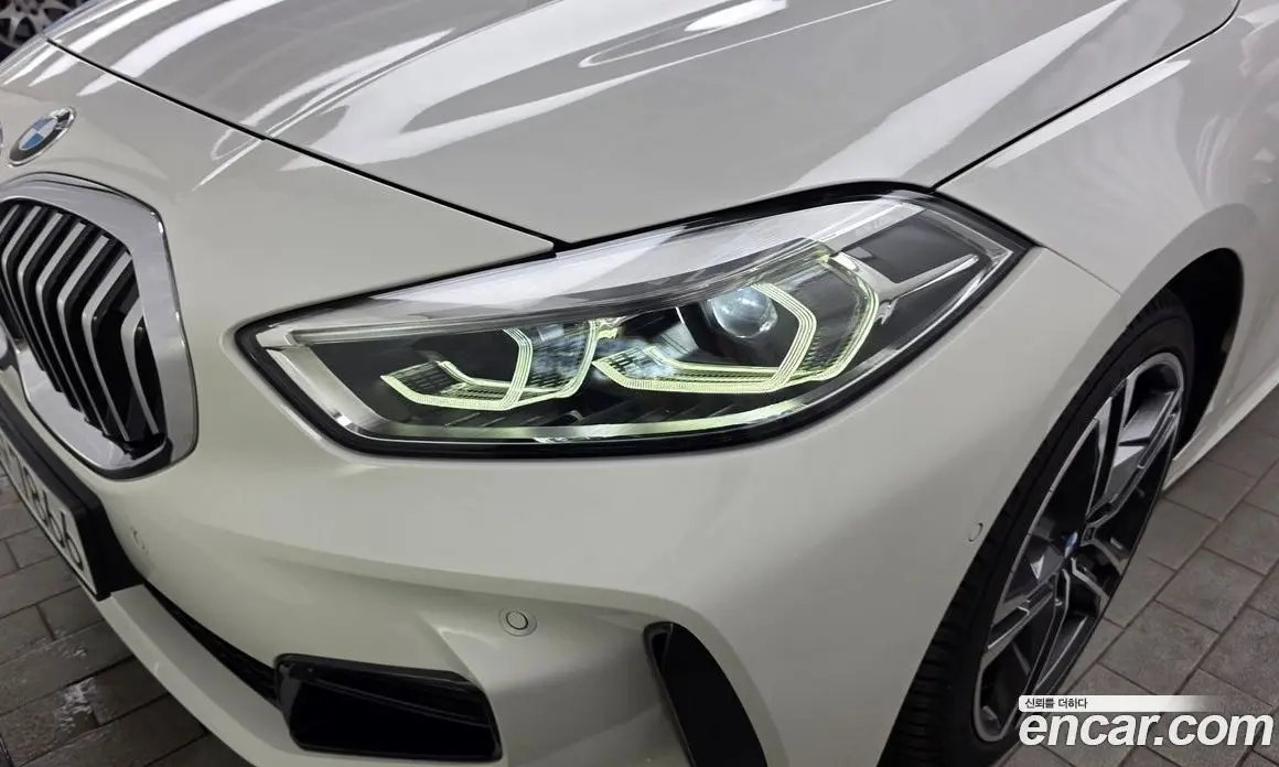 BMW 1 серия 2022 2.0 автомат (гидро), фото 8