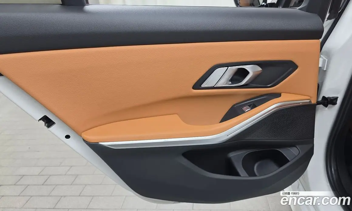 BMW 3 серия 2025 2.0 автомат (гидро), фото 14