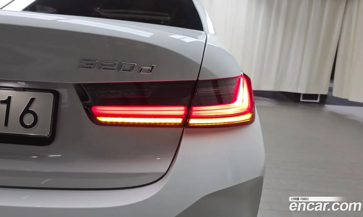 BMW 3 серия 2025 2.0 автомат (гидро), фото 8
