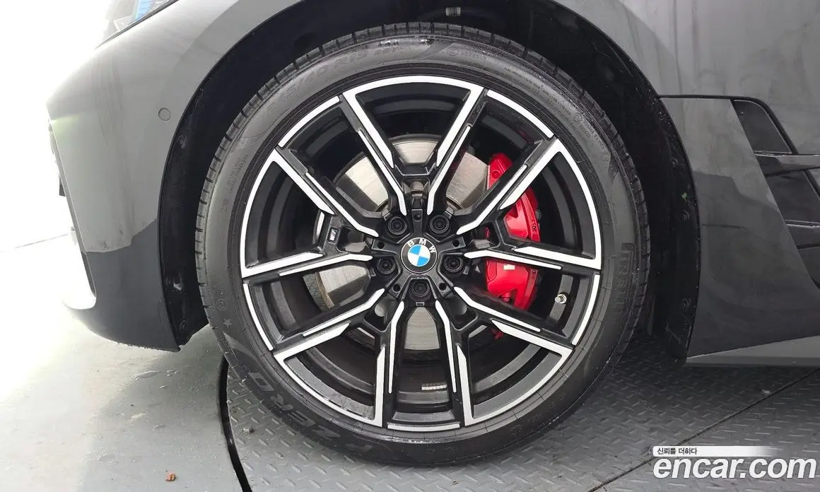 BMW 4 серия 2025 2.0 автомат (гидро), фото 5