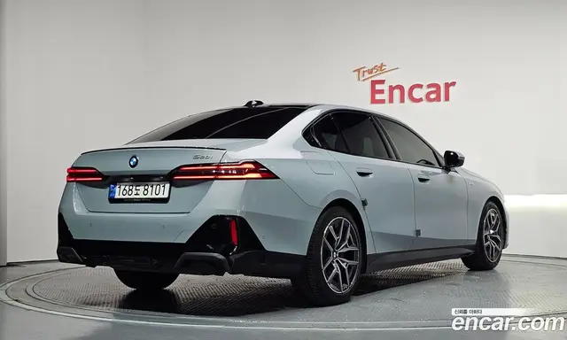 BMW 5 серия 2024 2.0 автомат (гидро), миниатюра 2