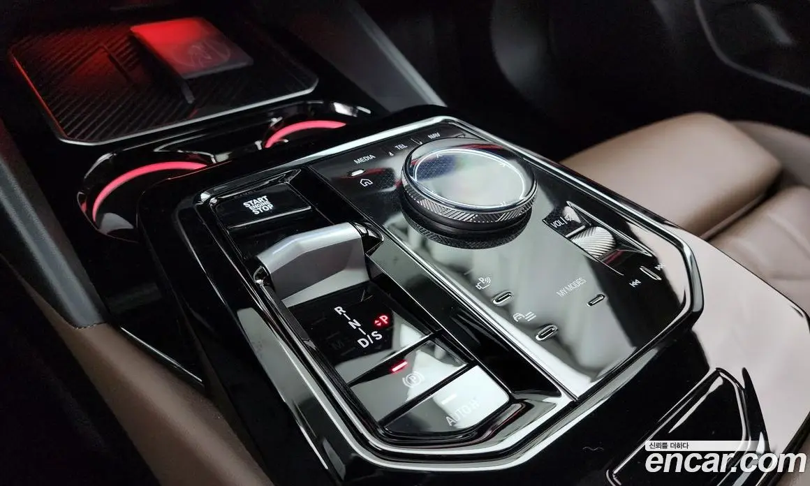 BMW 5 серия 2024 2.0 автомат (гидро), фото 12