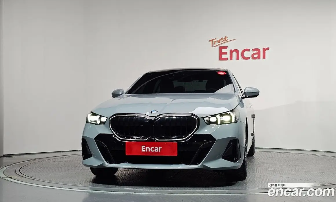 BMW 5 серия 2024 2.0 автомат (гидро), фото 3
