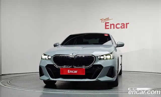 BMW 5 серия 2024 2.0 автомат (гидро), миниатюра 3