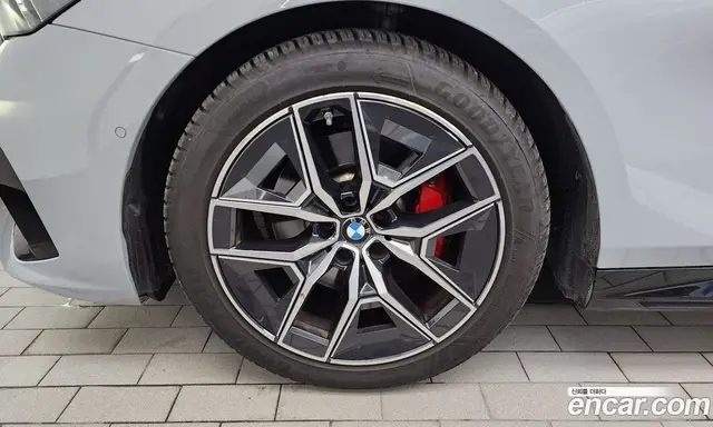 BMW 5 серия 2024 2.0 автомат (гидро), миниатюра 5