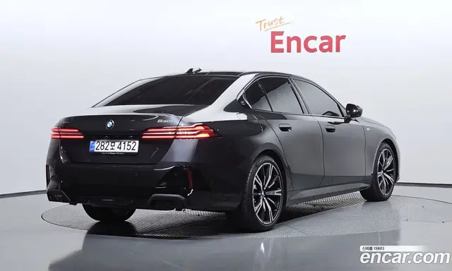 BMW 5 серия 2025 2.0 автомат (гидро), миниатюра 2