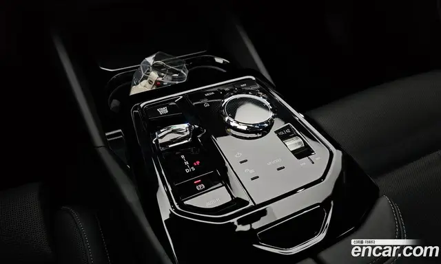 BMW 5 серия 2025 2.0 автомат (гидро), миниатюра 12