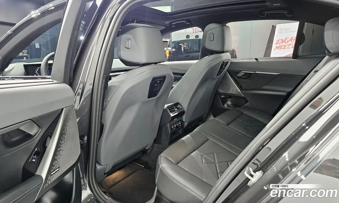 BMW 5 серия 2025 2.0 автомат (гидро), фото 18