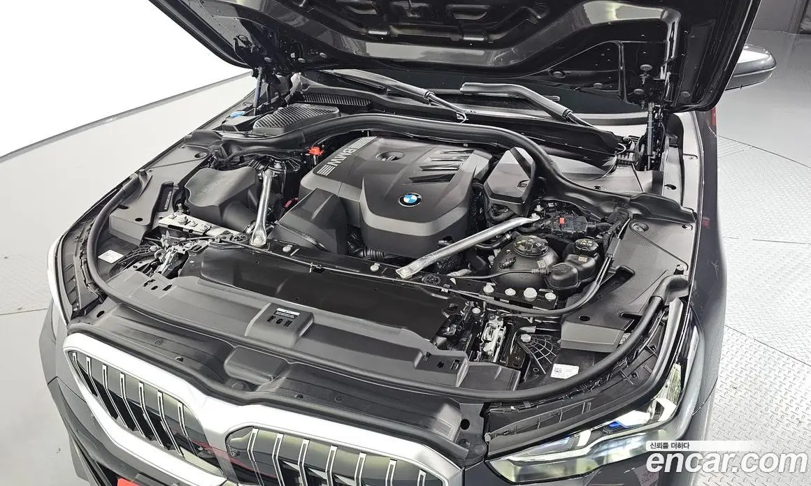 BMW 5 серия 2025 2.0 автомат (гидро), фото 6