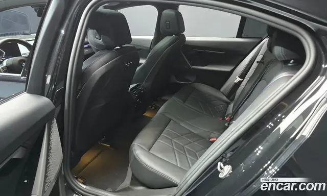 BMW 5 серия 2025 2.0 автомат (гидро), миниатюра 12