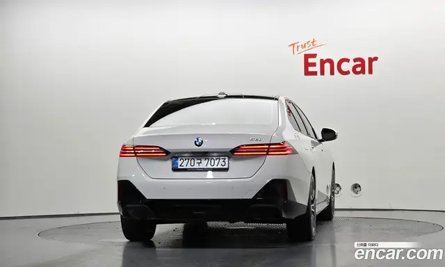 BMW 5 серия 2026 2.0 автомат (гидро), миниатюра 4