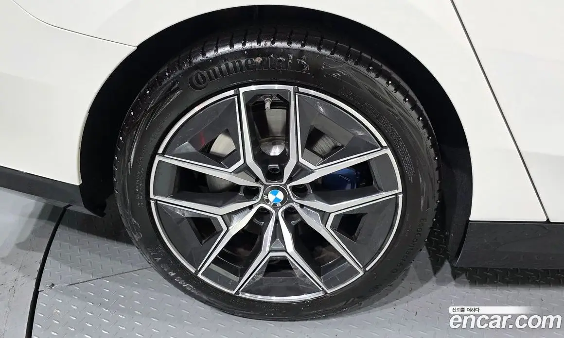 BMW 5 серия 2026 2.0 автомат (гидро), фото 5