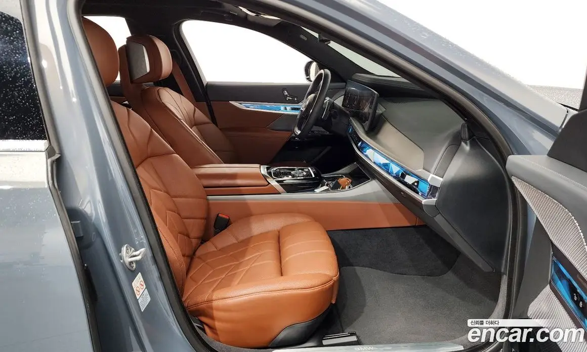 BMW 7 серия 2023 3.0 автомат (гидро), фото 16