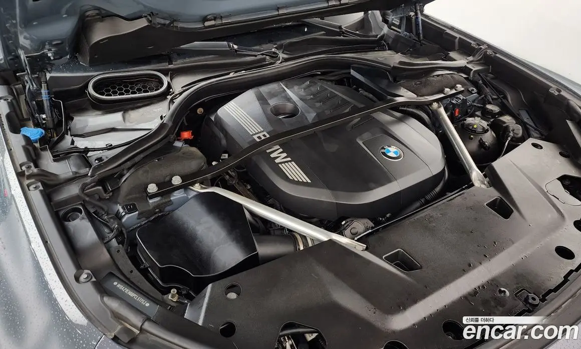 BMW 7 серия 2023 3.0 автомат (гидро), фото 6