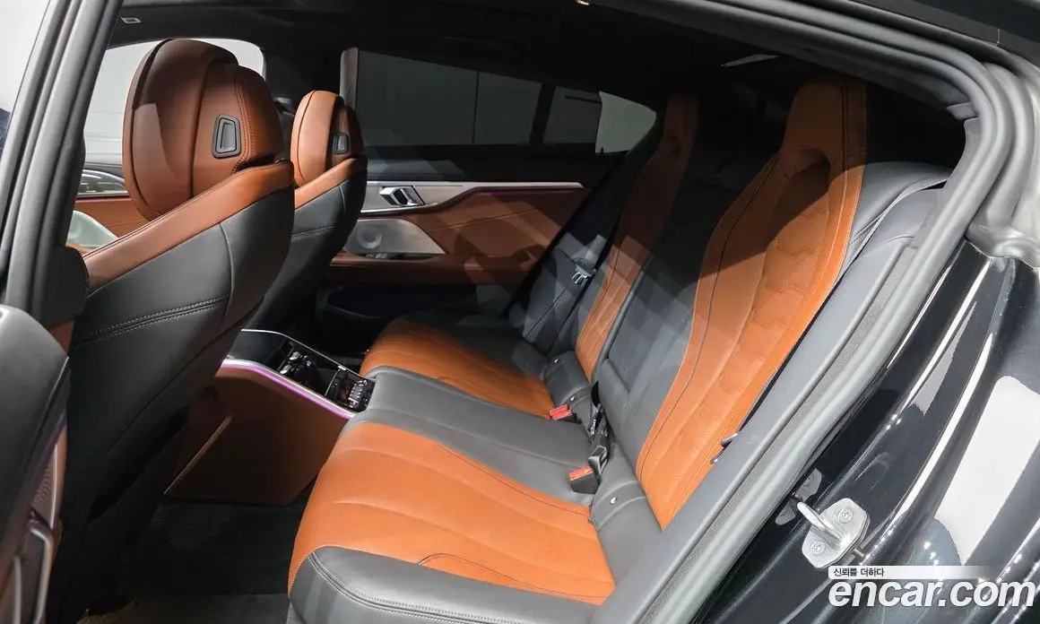 BMW 8 серия 2022 4.4 автомат (гидро), фото 18
