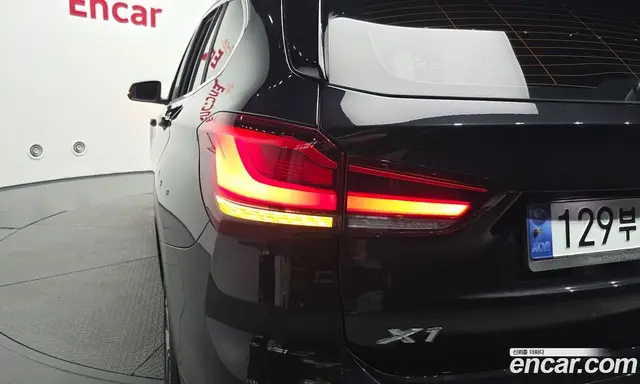 BMW X1 2020 2.0 автомат (гидро), миниатюра 8