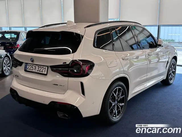 BMW X3 2024 2.0 автомат (гидро), миниатюра 2