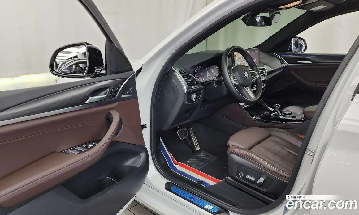BMW X4 2023 2.0 автомат (гидро), фото 12