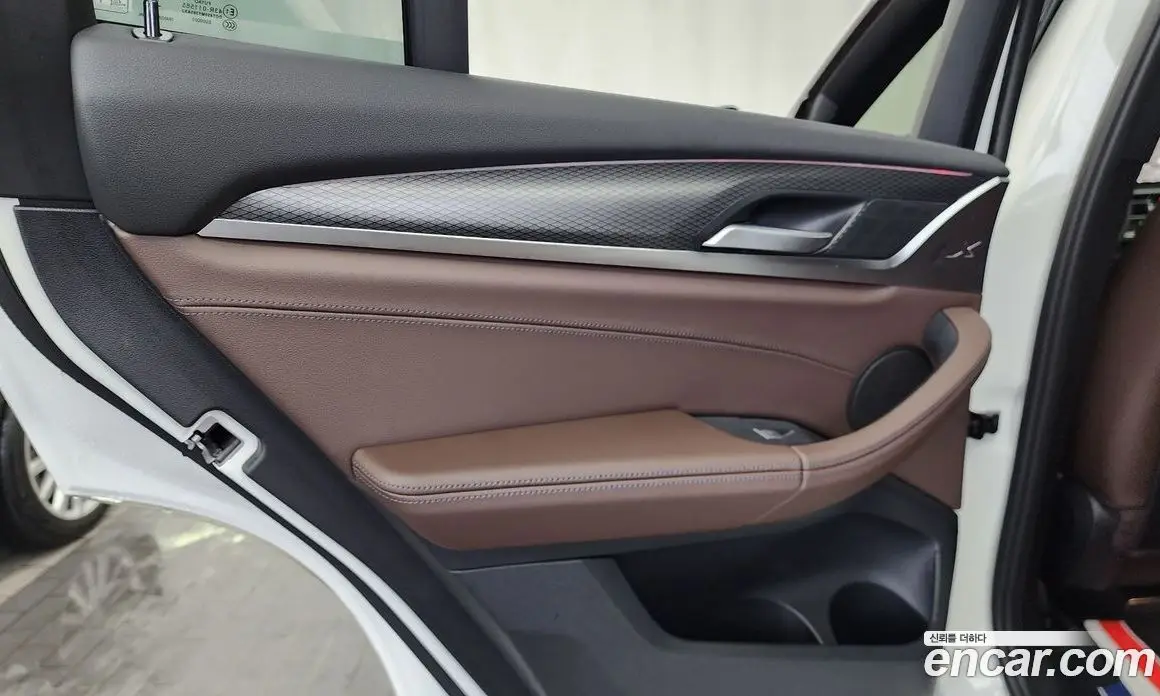 BMW X4 2023 2.0 автомат (гидро), фото 14