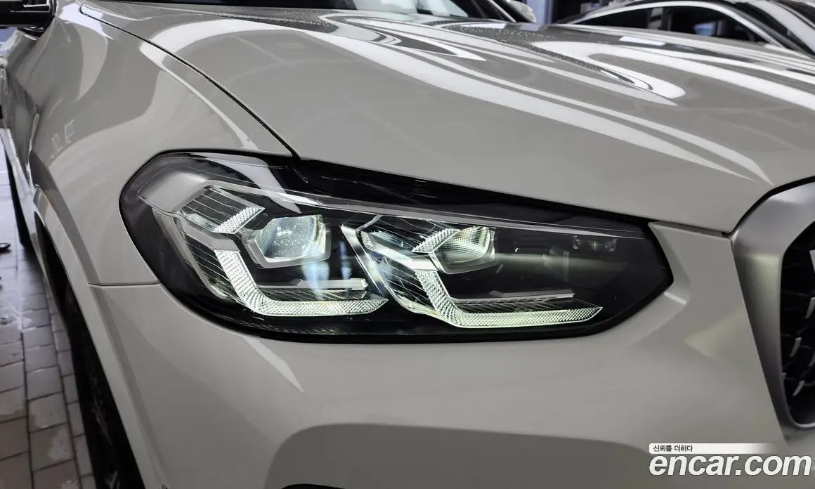 BMW X4 2023 2.0 автомат (гидро), фото 7