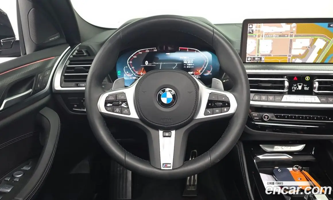 BMW X4 2025 2.0 автомат (гидро), фото 12