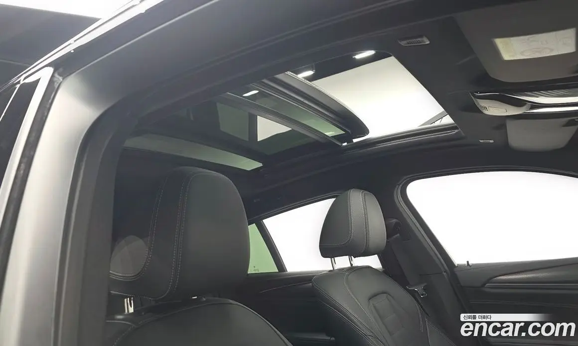 BMW X4 2025 2.0 автомат (гидро), фото 17