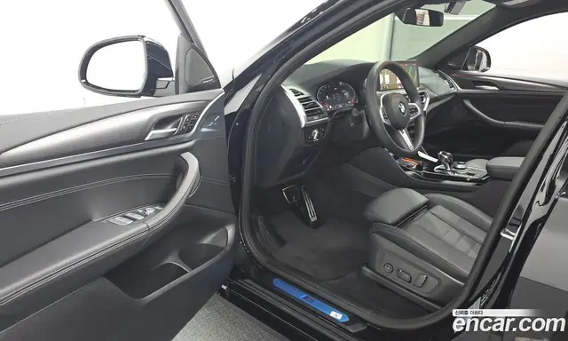 BMW X4 2025 2.0 автомат (гидро), миниатюра 10