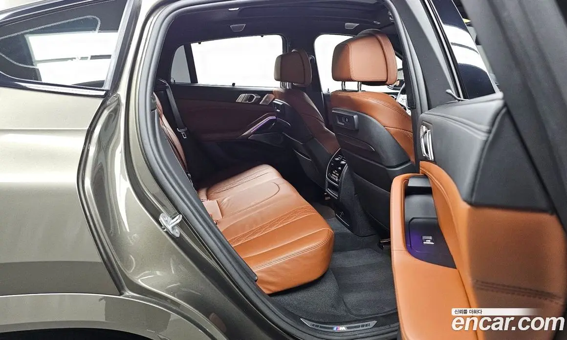 BMW X6 2021 4.4 автомат (гидро), фото 17