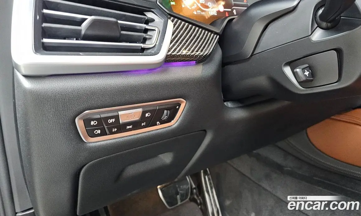 BMW X6 2021 4.4 автомат (гидро), фото 27