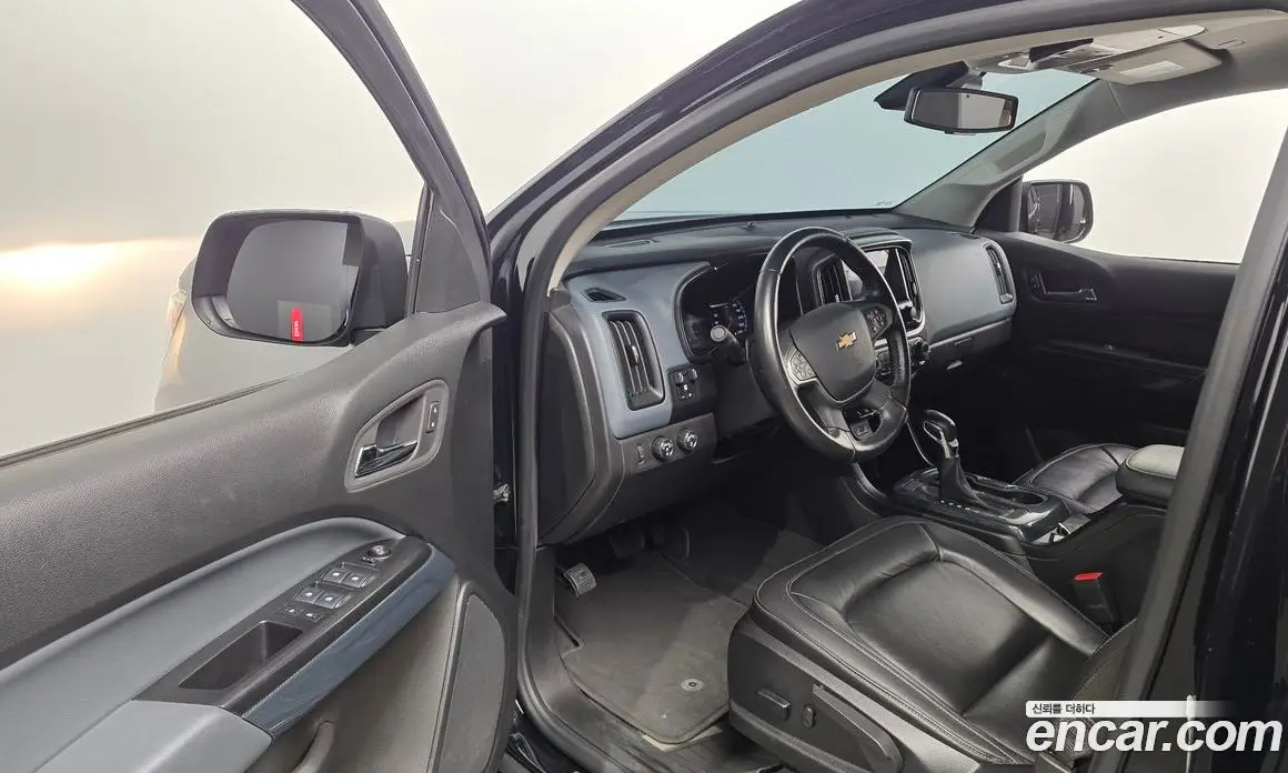 Chevrolet Colorado 2022 3.6 автомат (гидро), фото 13
