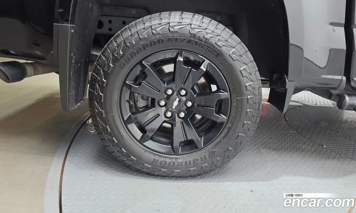 Chevrolet Colorado 2022 3.6 автомат (гидро), фото 5
