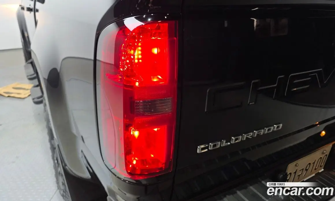 Chevrolet Colorado 2022 3.6 автомат (гидро), фото 9