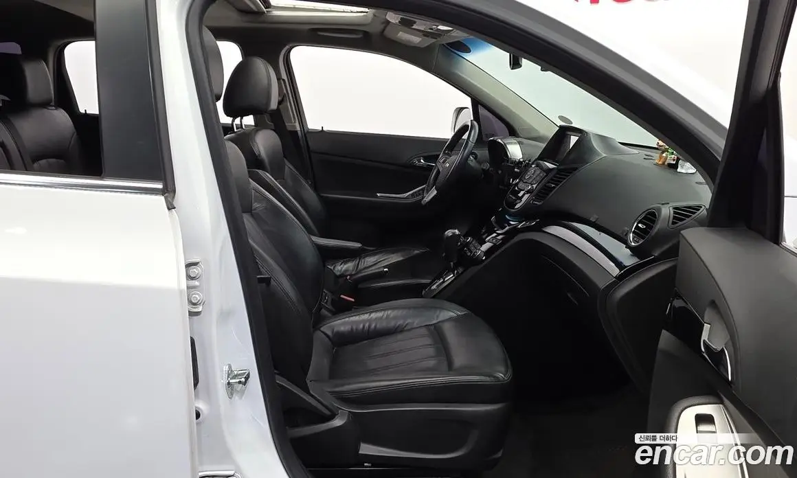 Chevrolet Orlando 2011 2.0 автомат (гидро), фото 12