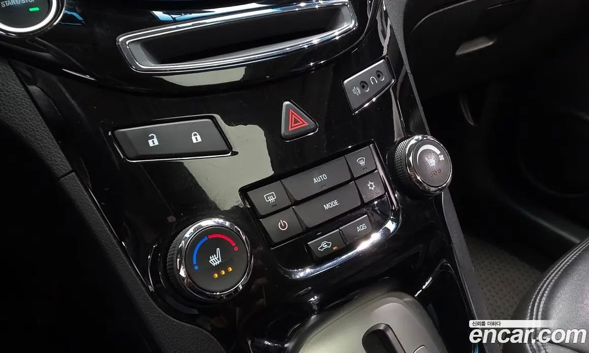 Chevrolet Orlando 2011 2.0 автомат (гидро), фото 16