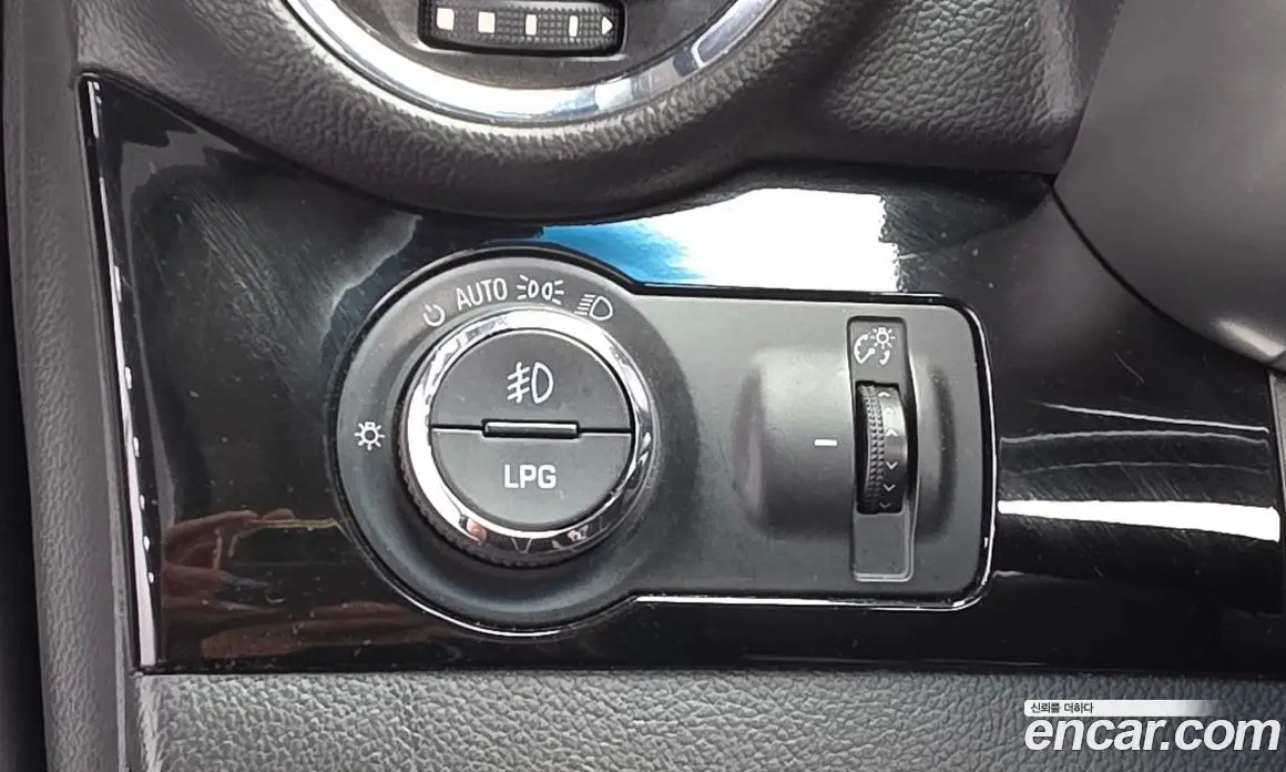 Chevrolet Orlando 2011 2.0 автомат (гидро), фото 18