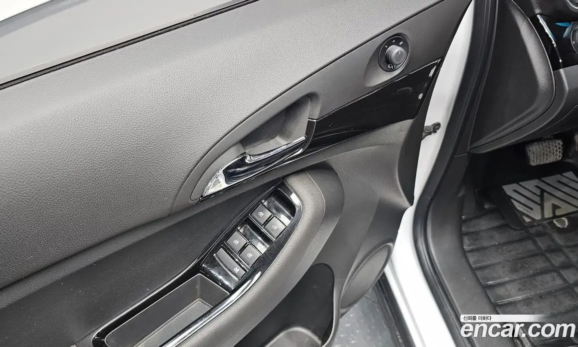 Chevrolet Orlando 2013 2.0 автомат (гидро), фото 27